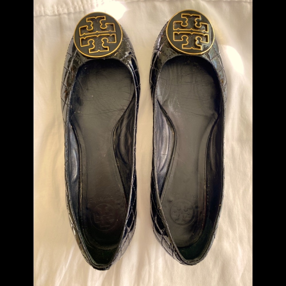 Tory Burch  9.5 Black Quilted Quinn Flats